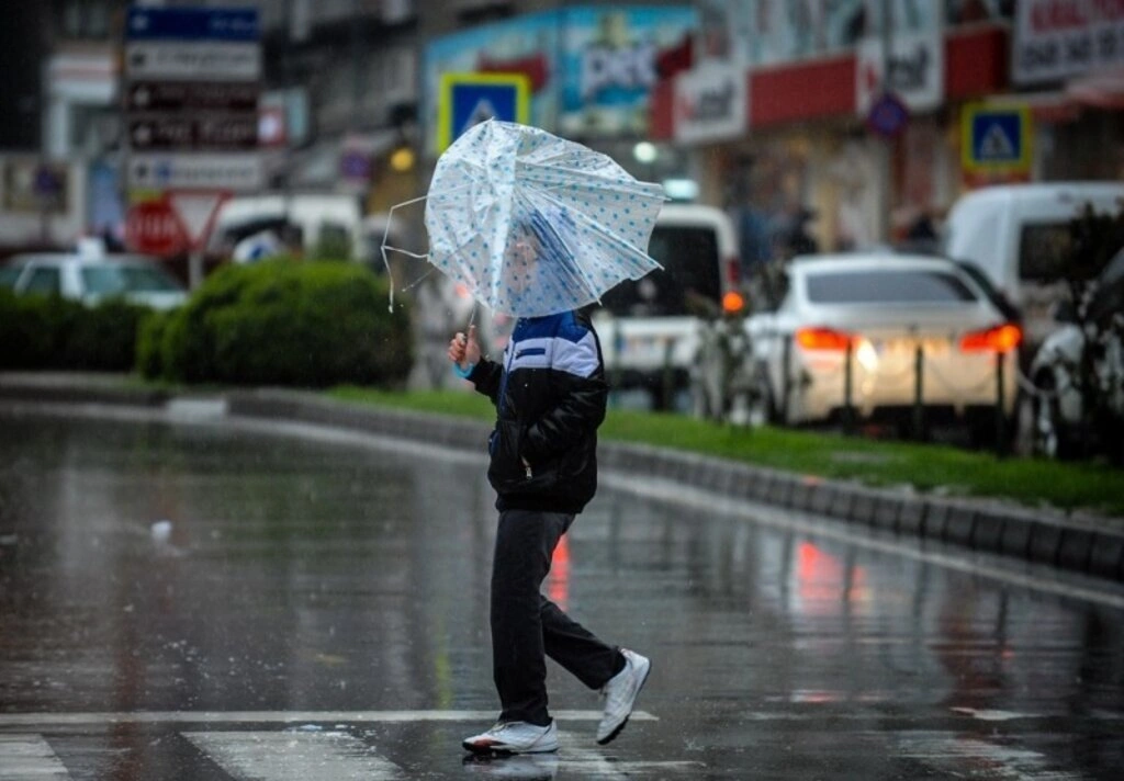 Samsun'da sağanak yağış ve fırtına - Resim 2