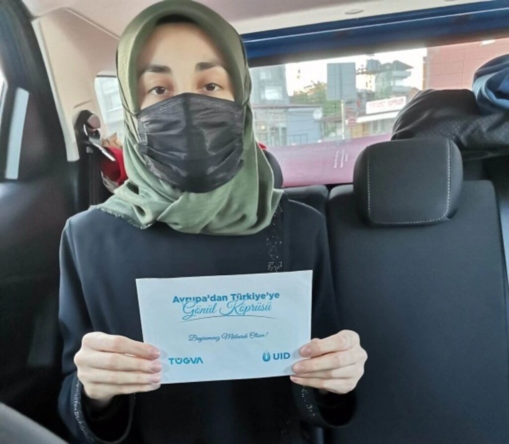 Gönül köprüsü bayramda sınırları aştı - Resim 9