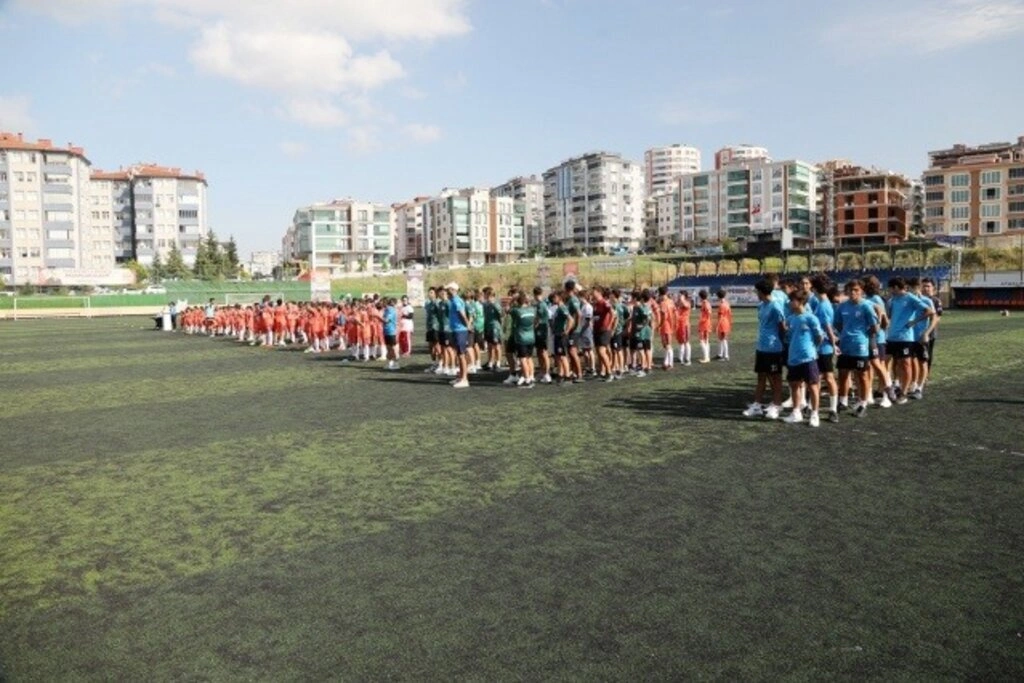 Atakum Belediyespor Yaz Spor Okulları açıldı - Resim 12