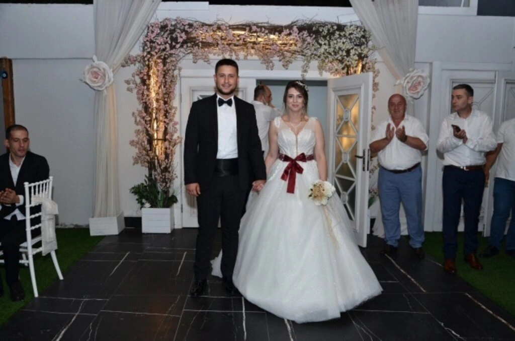 Rüya gibi bir düğünle dünya evine girdiler - Resim 5