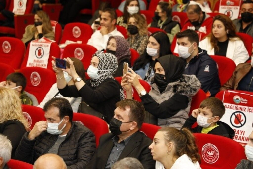 İlkadım Belediyesi saz kursiyerlerinden Bağlama Dinletisi ve Solistler Geçidi - Resim 17