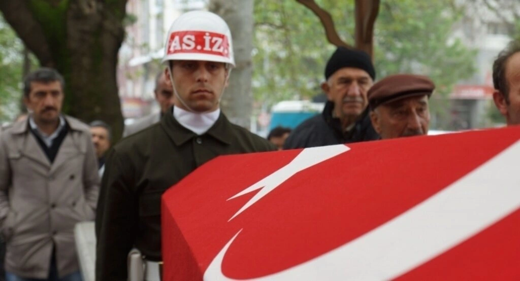 Şehit Yaşar Yılmaz toprağa verildi - Resim 7