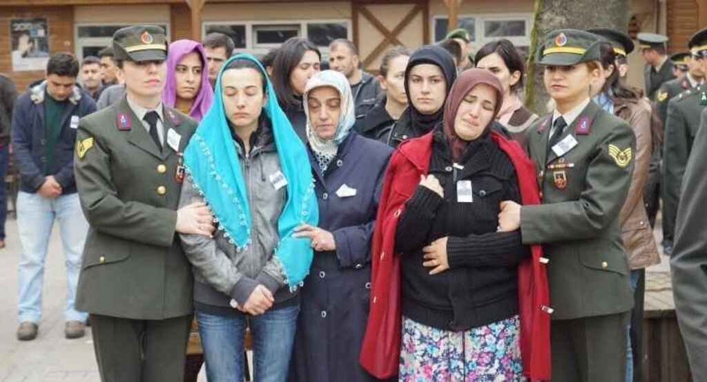 Şehit Yaşar Yılmaz toprağa verildi - Resim 11