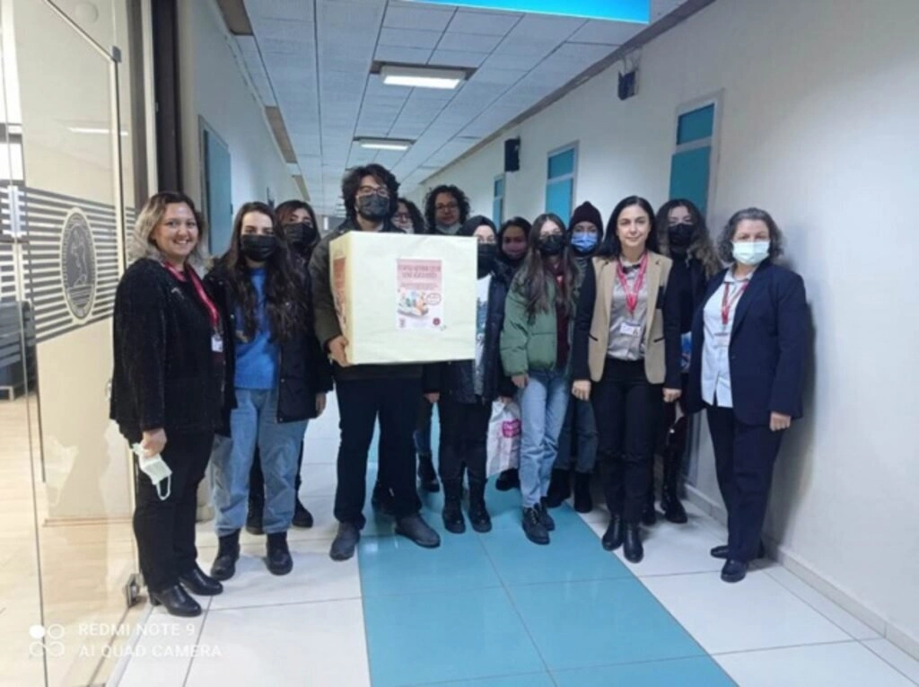 OMÜ Tıp Hastanesi Birçok Sosyal Sorumluluk Projesiyle Farkındalık Yarattı - Resim 6