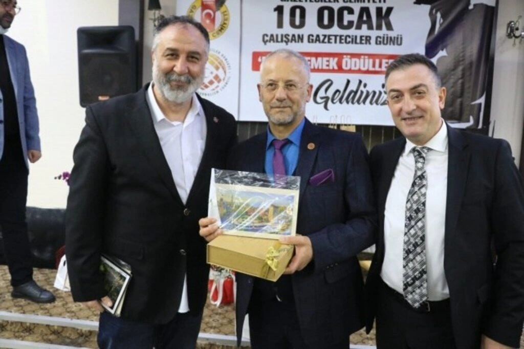 Samsun Basın Emek Ödülleri sahiplerini buldu - Resim 10