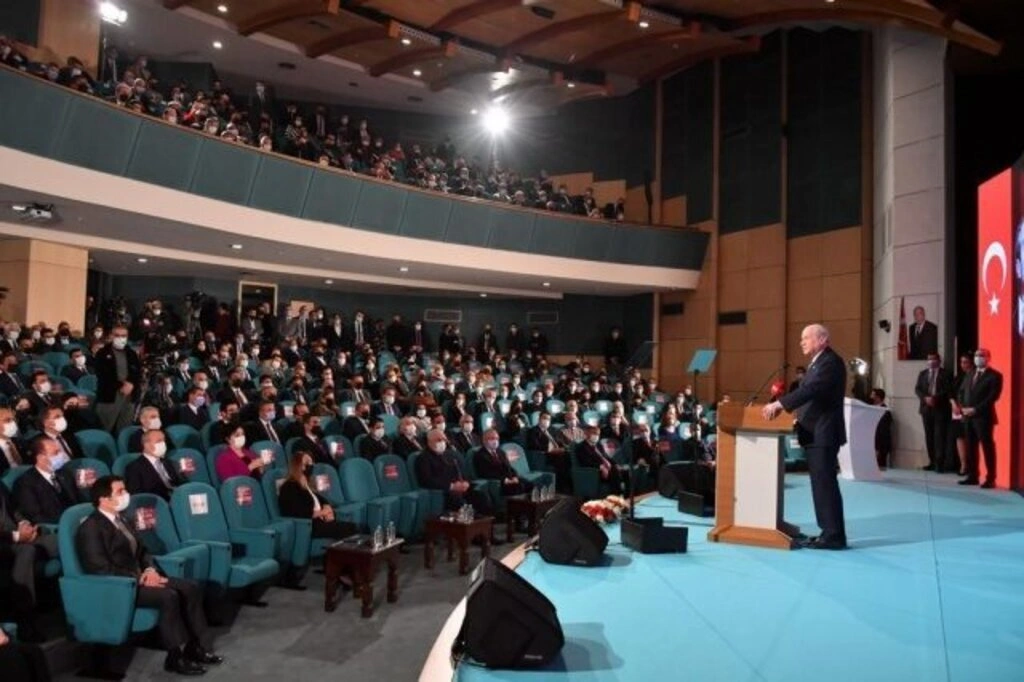 MHP Siyaset ve Liderlik Okulu dönem birincisi Samsun'dan - Resim 3