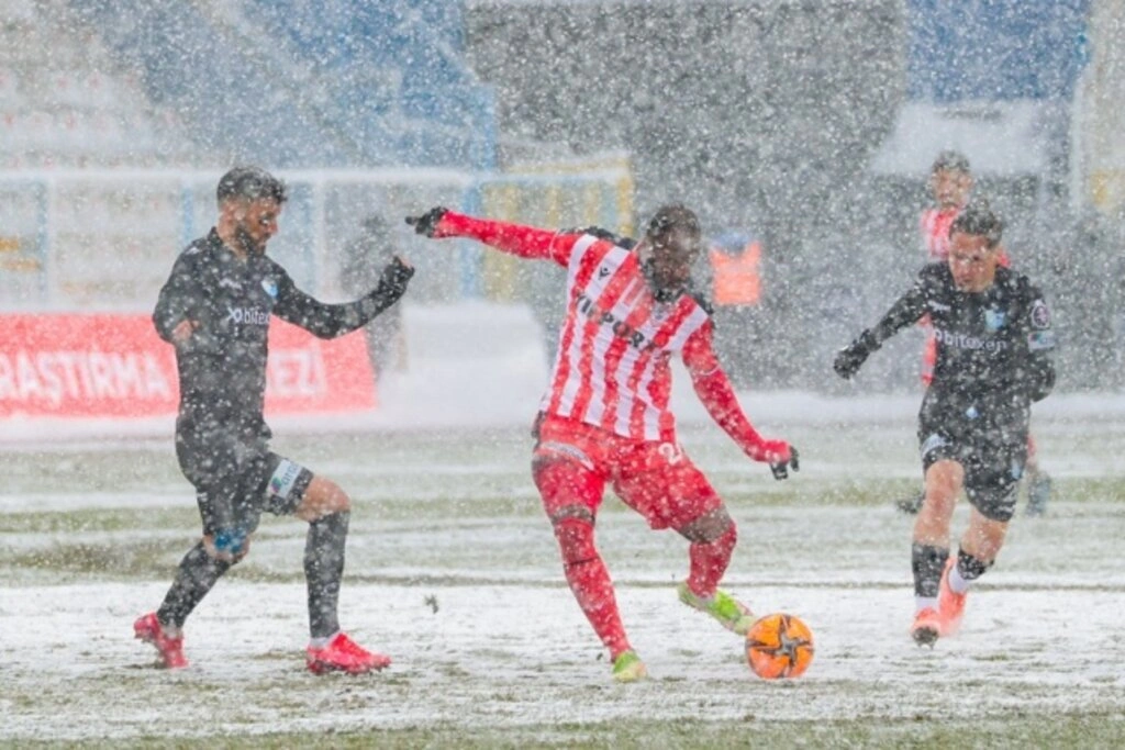 Erzurumspor Samsunspor maçı fotoğrafları - Resim 12