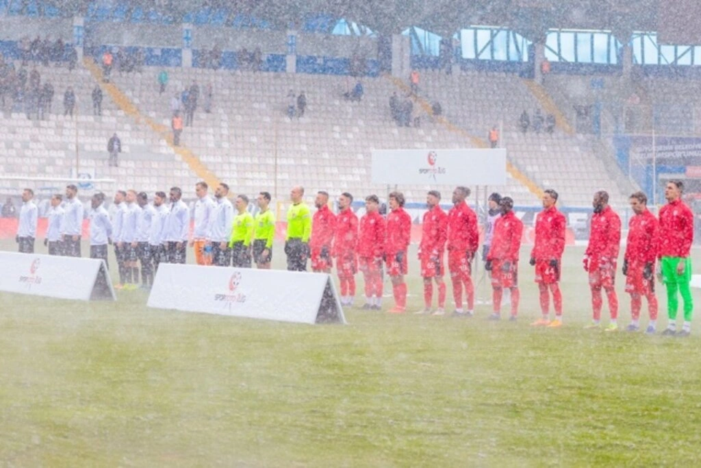 Erzurumspor Samsunspor maçı fotoğrafları - Resim 13