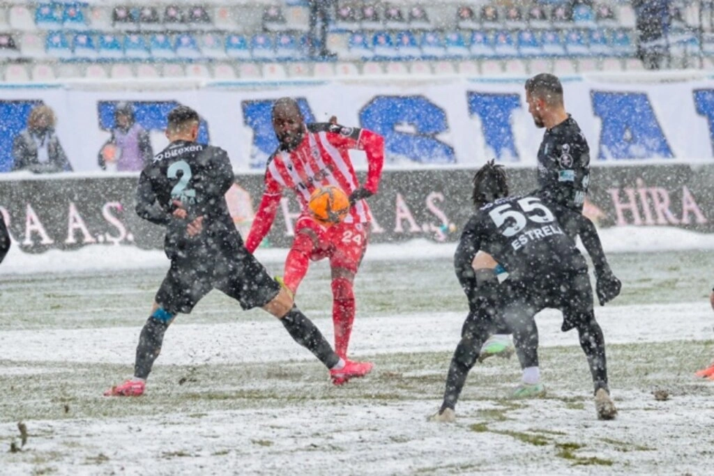 Erzurumspor Samsunspor maçı fotoğrafları - Resim 17
