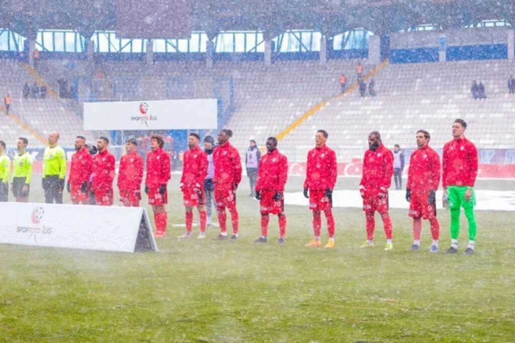 Erzurumspor Samsunspor maçı fotoğrafları - Resim 23