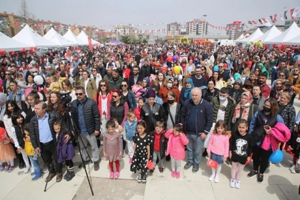 23 Nisan Ulusal Egemenlik ve Çocuk Bayramı Atakum’da dolu dolu kutlandı - Resim 8