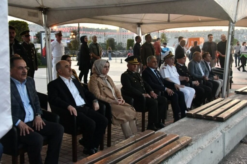 Samsun'da 19 Mayıs kutlamaları nefes kesiyor - Resim 2