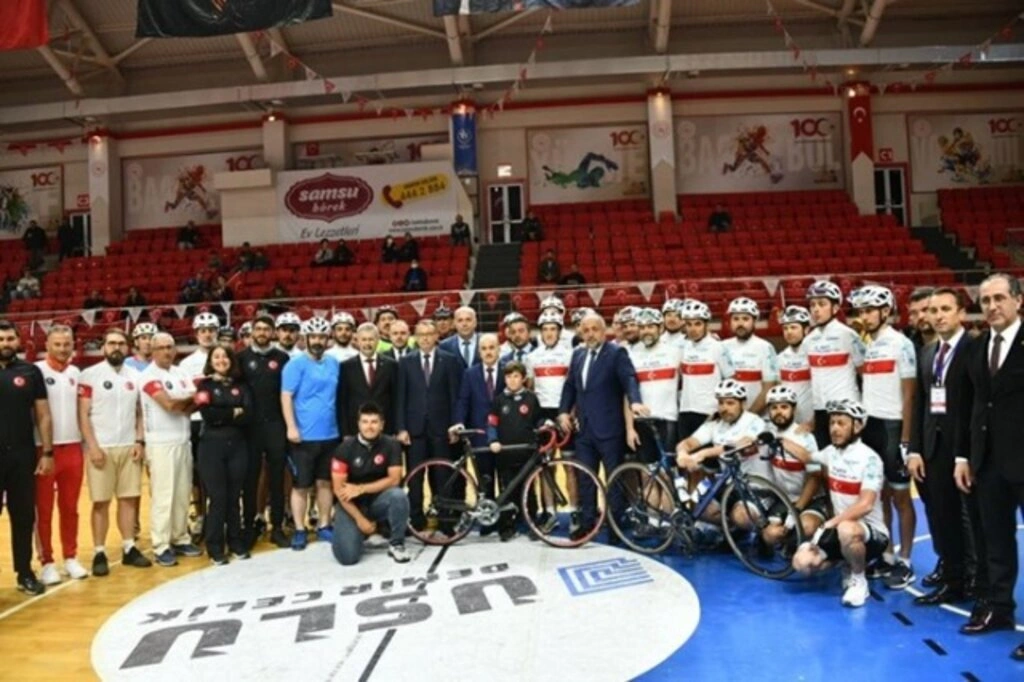 Samsun'da 19 Mayıs kutlamaları nefes kesiyor - Resim 9