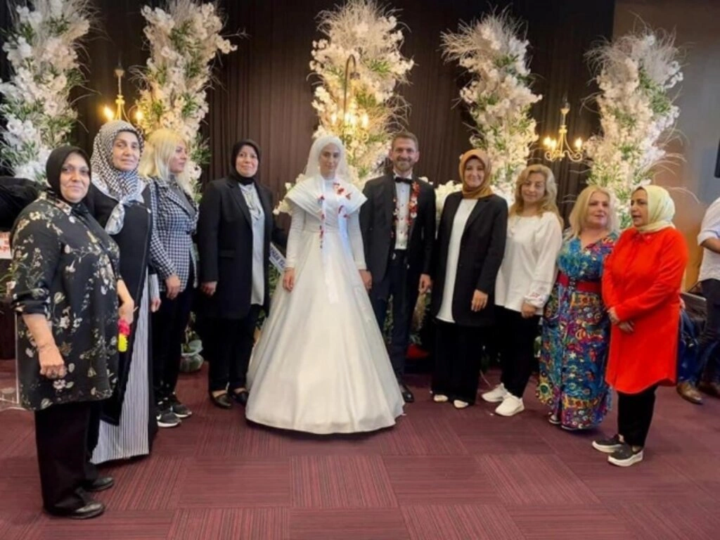 Gül Uçar ile Caner Göktepe dünya evine girdi - Resim 1