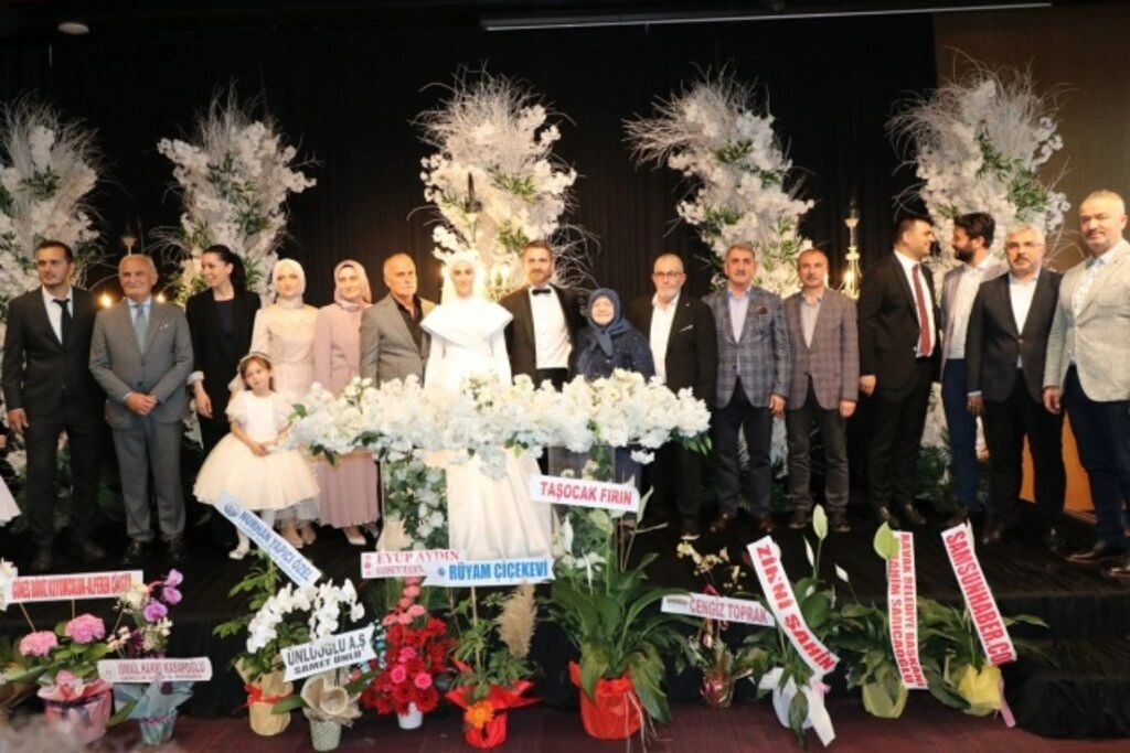 Gül Uçar ile Caner Göktepe dünya evine girdi - Resim 8