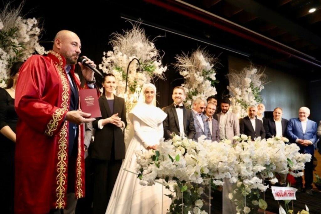 Gül Uçar ile Caner Göktepe dünya evine girdi - Resim 9