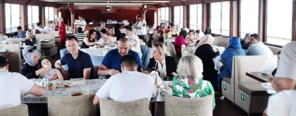 Otizmli Çocuklar Ve Aileleri Yaza Merhaba Dedi - Resim 3
