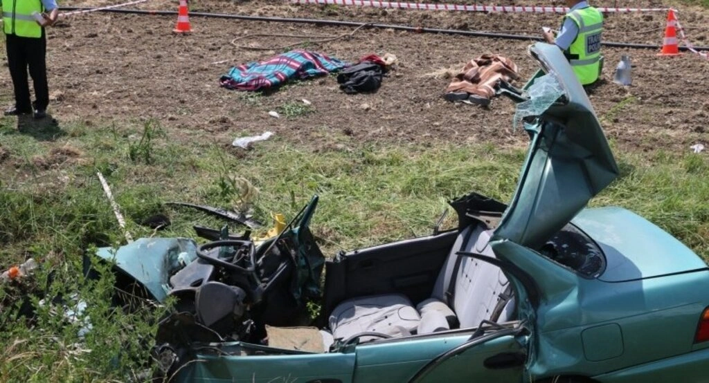 Samsun'da trafik kazası: 3 ölü, 1 yaralı - Resim 11
