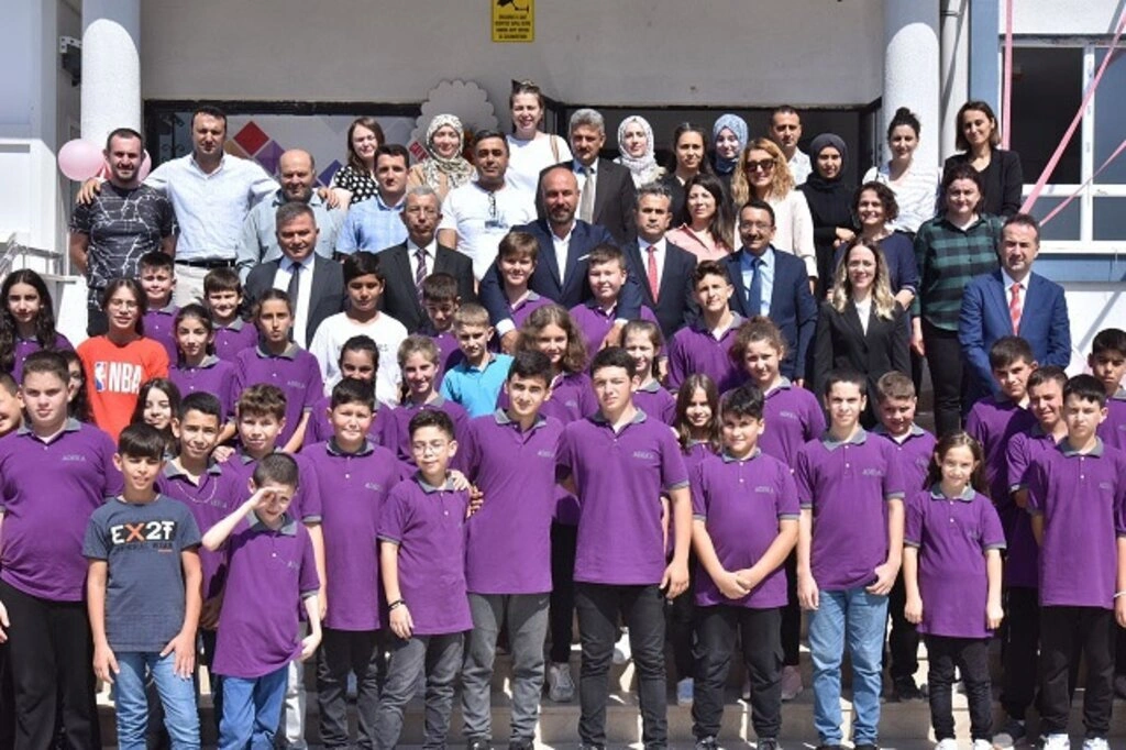 Tekkeköy'de 4 yeni okul öğrencilerle buluştu - Resim 6
