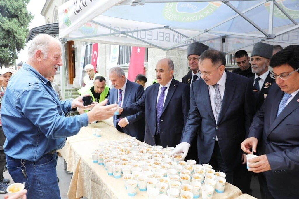 Samsun'da Gazilerin Büyük Coşkusu! Başkan Demirtaş Gaziler Günü'nde lokma dağıttı! - Resim 10