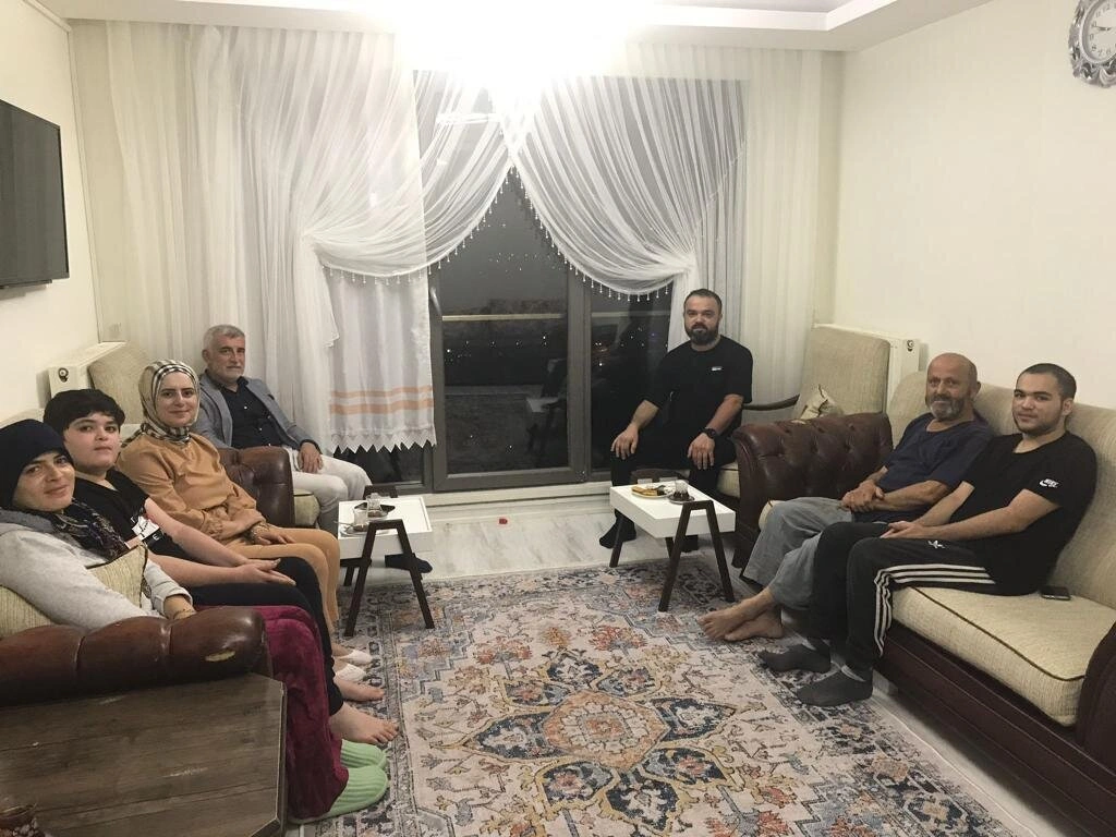 İlkadım'da hane hane 2023'e ziyaretleri devam ediyor - Resim 3