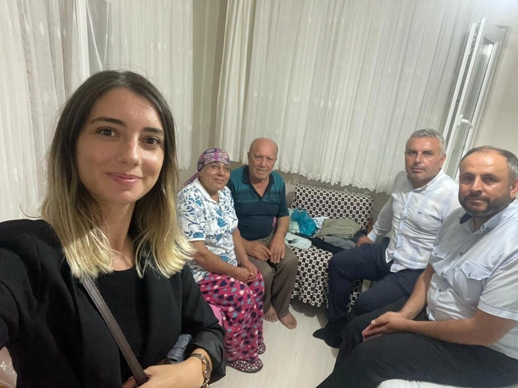 İlkadım'da hane hane 2023'e ziyaretleri devam ediyor - Resim 6