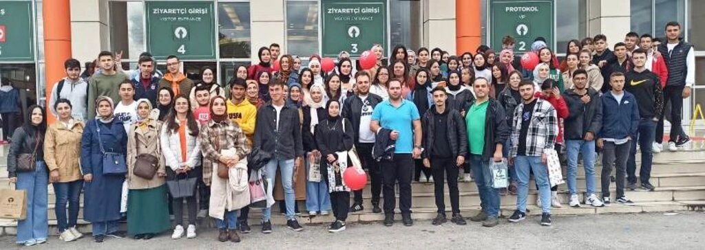 İLKEM'li öğrenciler TÜYAP Kitap Fuarı'nda - Resim 2