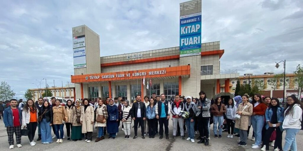 İLKEM'li öğrenciler TÜYAP Kitap Fuarı'nda - Resim 3