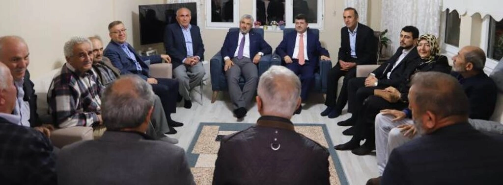 AK Parti'den Bafra'da Hane Hane 2023'e ev ziyaretleri - Resim 3