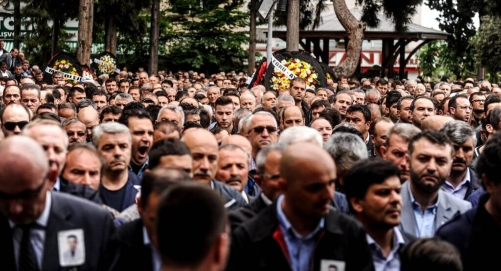 Şehit edilen doktor son yolculuğuna uğurlandı - Resim 40