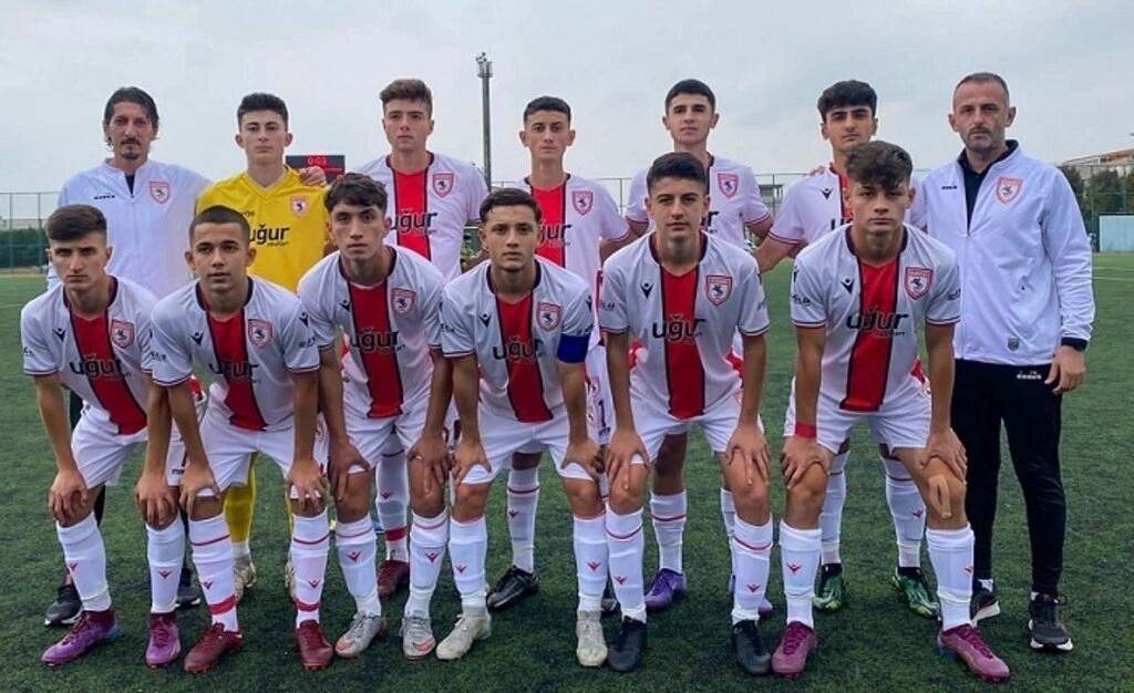 Sakaryaspor U17 Yılport Samsunspor U17 : 2-3 - Resim 1