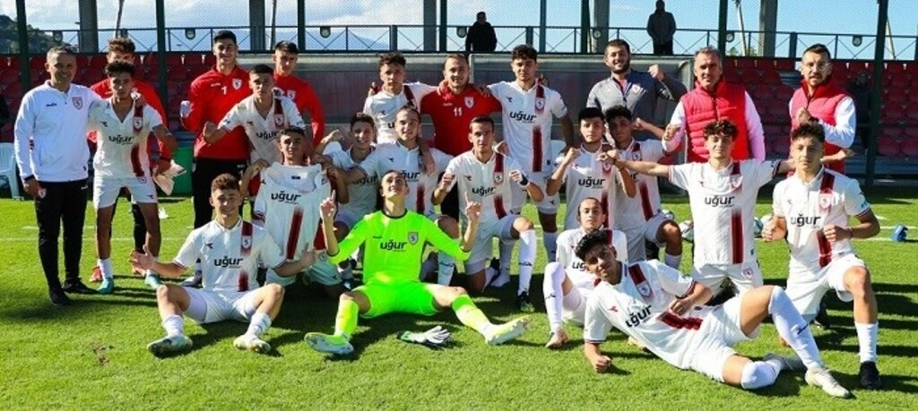 Yılport Samsunspor U19 Ankara Keçiörengücü U19: 5-0 - Resim 1