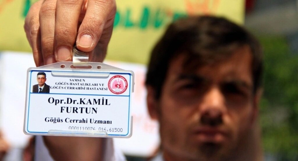 Samsun'da sağlık çalışanları, Opr. Dr. Furtun için yürüdü - Resim 7