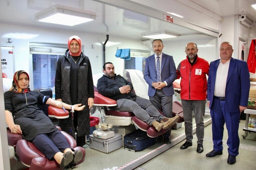 AK Parti Atakum Teşkilatı'ndan kan bağışı etkinliği - Resim 1
