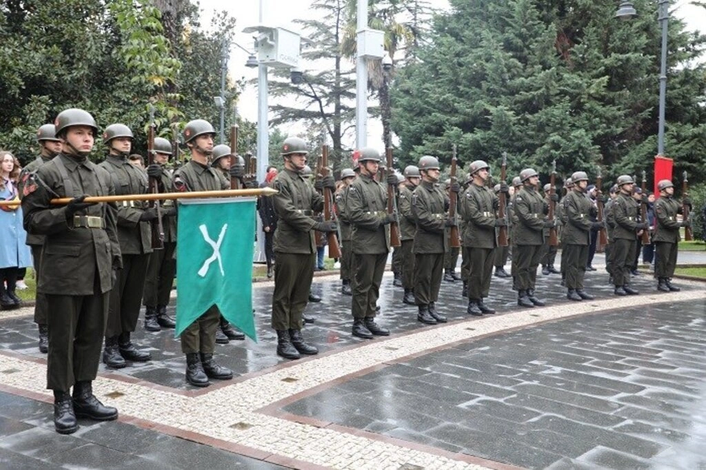 Saat 09.05'te Samsun'da hayat durdu! - Resim 3
