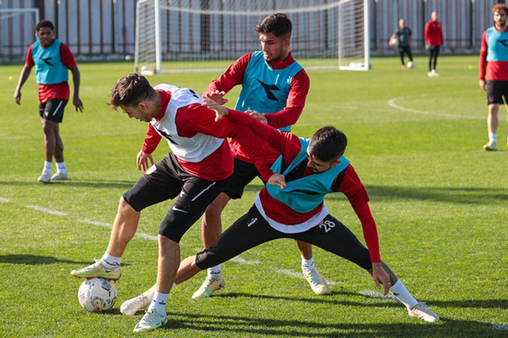 Samsunspor'da Keçiörengücü maçı hazırlıkları sürüyor - Resim 6