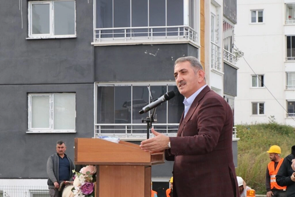 Hatuniye Camii'nin temeli dualarla atıldı - Resim 2