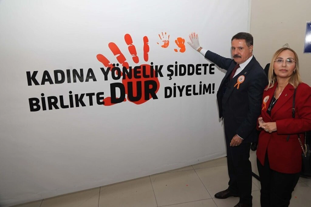 Başkan Deveci: Kadın erkek eşitliğinde farkındalık yaratmalıyız - Resim 1
