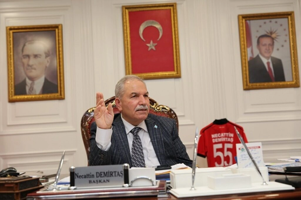 İlkadım Belediyesi Birimler Arası Voleybol Turnuvası Başladı - Resim 1