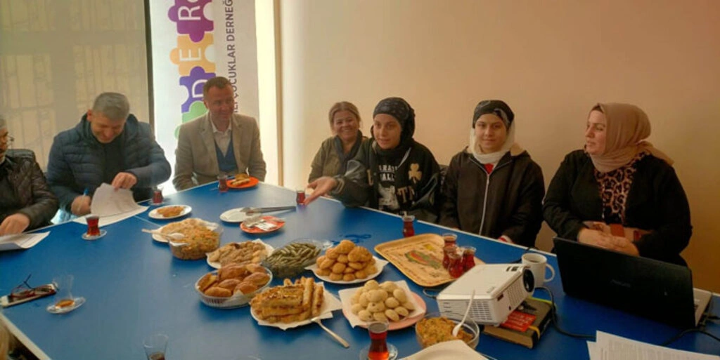 Mihriban Akyüz Samsun Otizmli Çocuklar Derneği'nde güven tazeledi - Resim 2