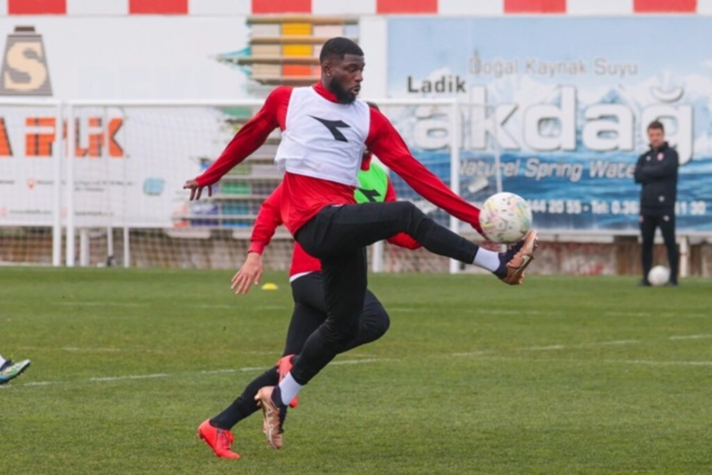 Samsunspor'da Altay maçı hazırlıkları sürüyor - Resim 3