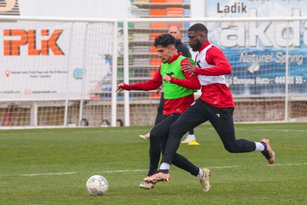 Samsunspor'da Altay maçı hazırlıkları sürüyor - Resim 4