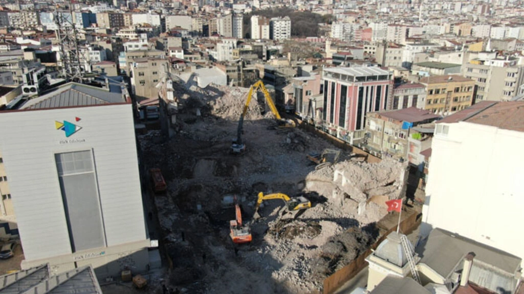 Anakent İş Merkezi'nde yıkım tamamlanıyor! Samsun Haber - Resim 1