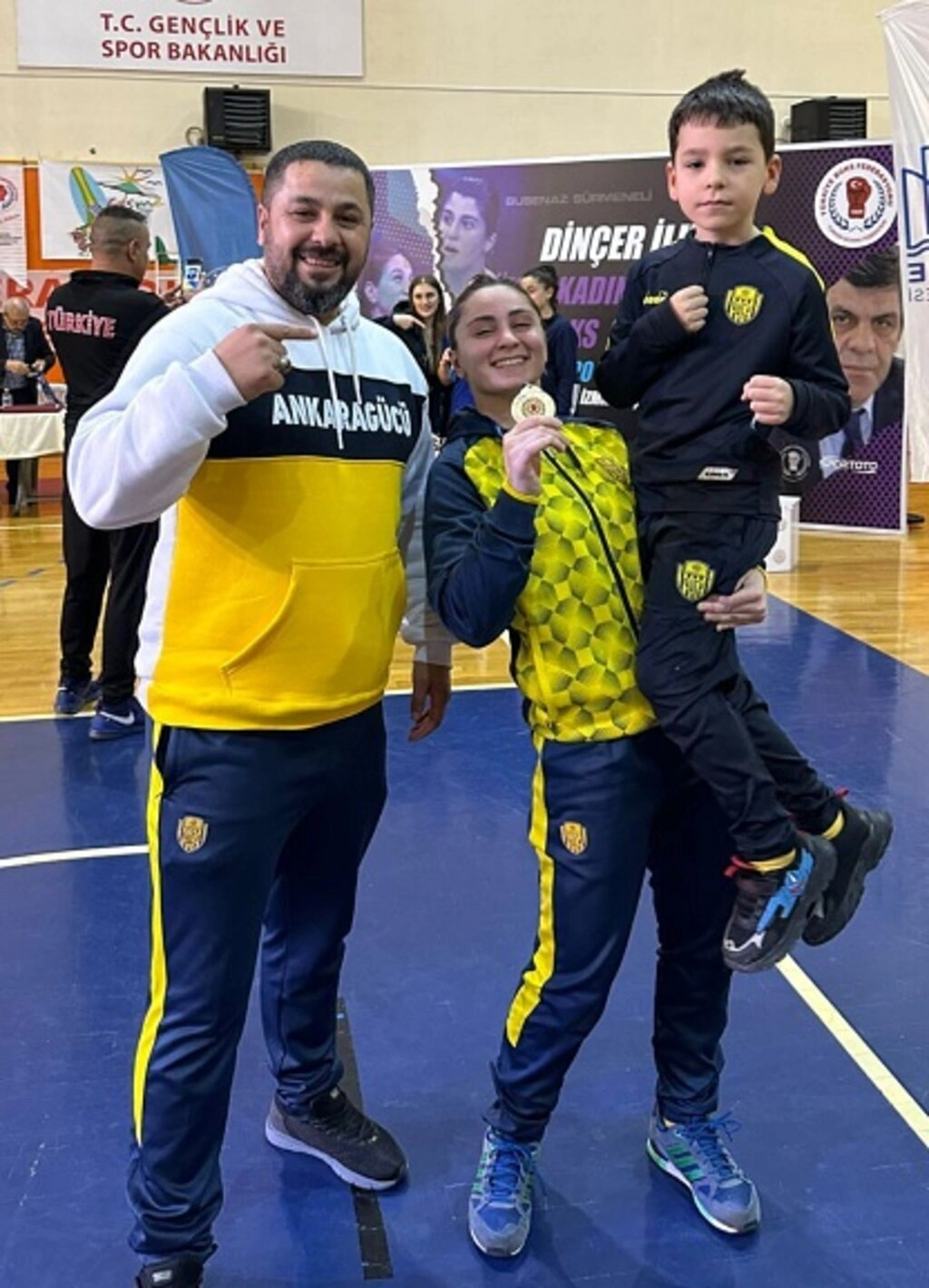 Urguya Us İzmir’de Türkiye Şampiyonu oldu - Resim 1