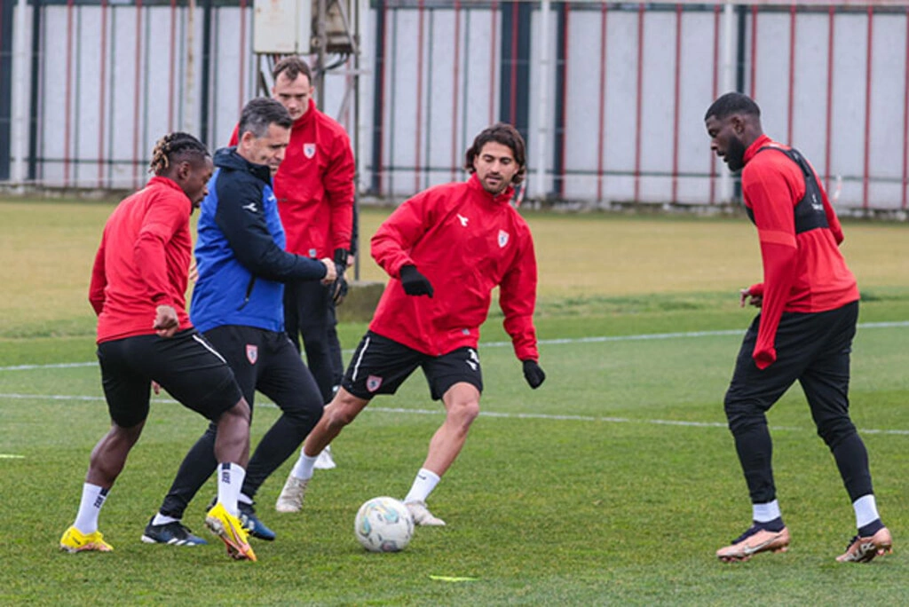Samsunspor Erzurumspor maçı hazırlıklarına başladı - Resim 3