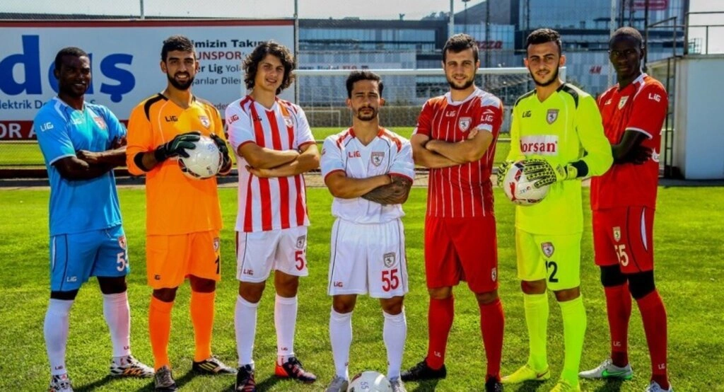 İşte Samsunspor'un 2015-2016 sezon formaları - Resim 15
