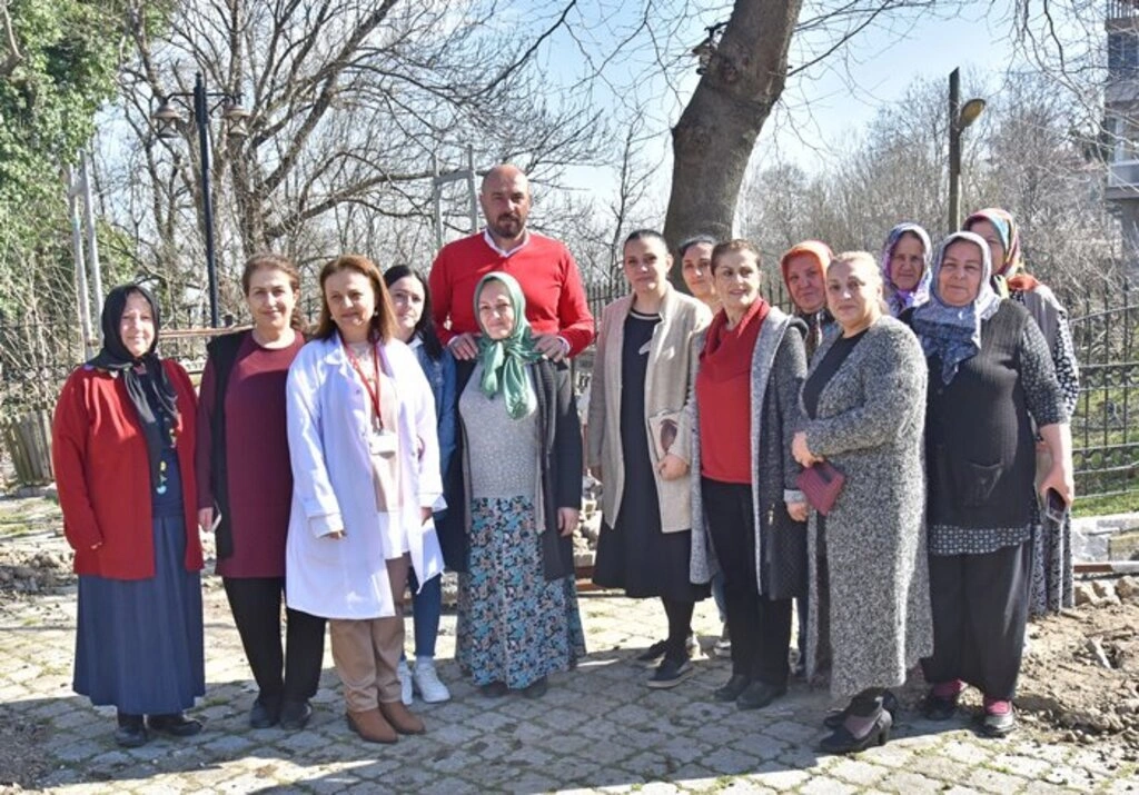 Tekkeköy'de çiftçilere mor patlıcan inciri fidanı dağıtıldı - Resim 1
