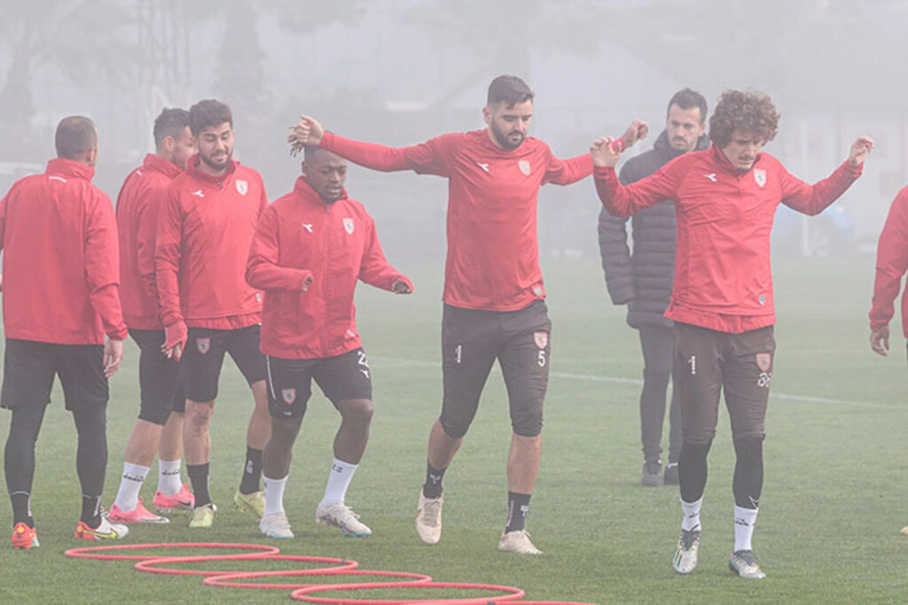 Samsunspor Boluspor maçı hazırlıklarını sürdürüyor - Resim 1