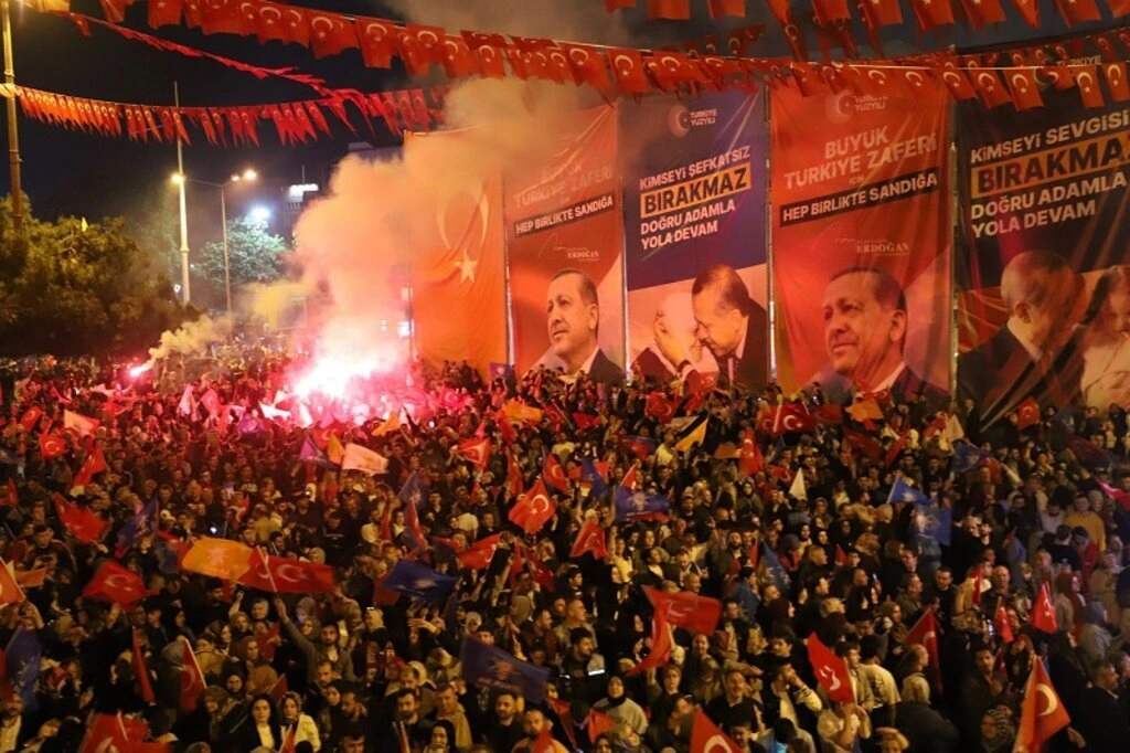 Büyük Türkiye Zaferi Samsun Cumhuriyet Meydanı'nda kutlandı - Resim 3