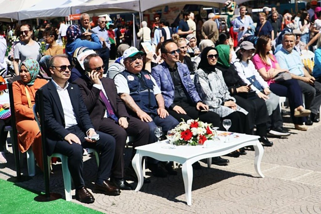 Büyük Anadolu Hastaneleri Yeşil Hastane Yolunda emin adımlarla yürüyor - Resim 11